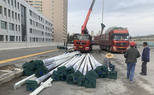 奎屯太阳能路灯在严寒地区的应用与耐寒配置 奎屯太阳能路灯在严寒地区的应用与耐寒配置