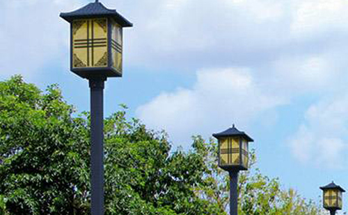 奎屯庭院灯安装间距与布灯设计全解析