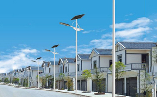 奎屯太阳能路灯配置与在乡村道路照明中的应用